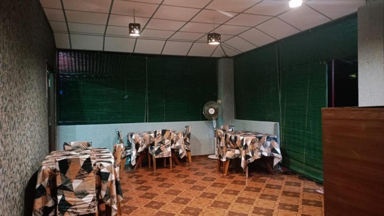 The Leisure Home Stay Shadipur Buitenkant foto
